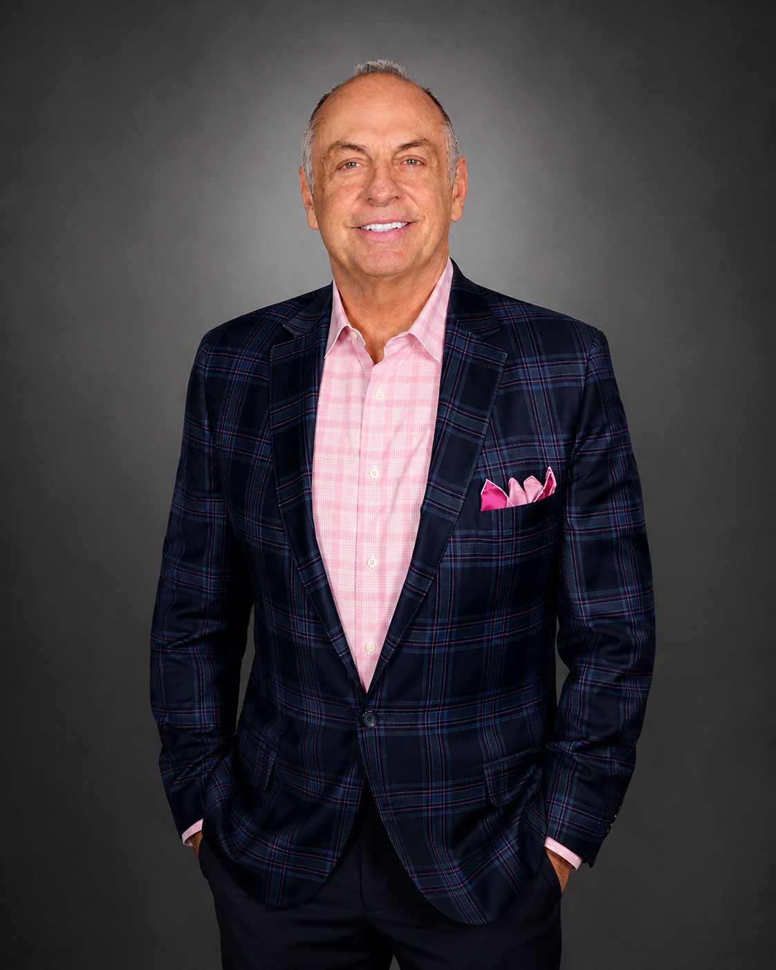 Portrait of Mike Vlamis